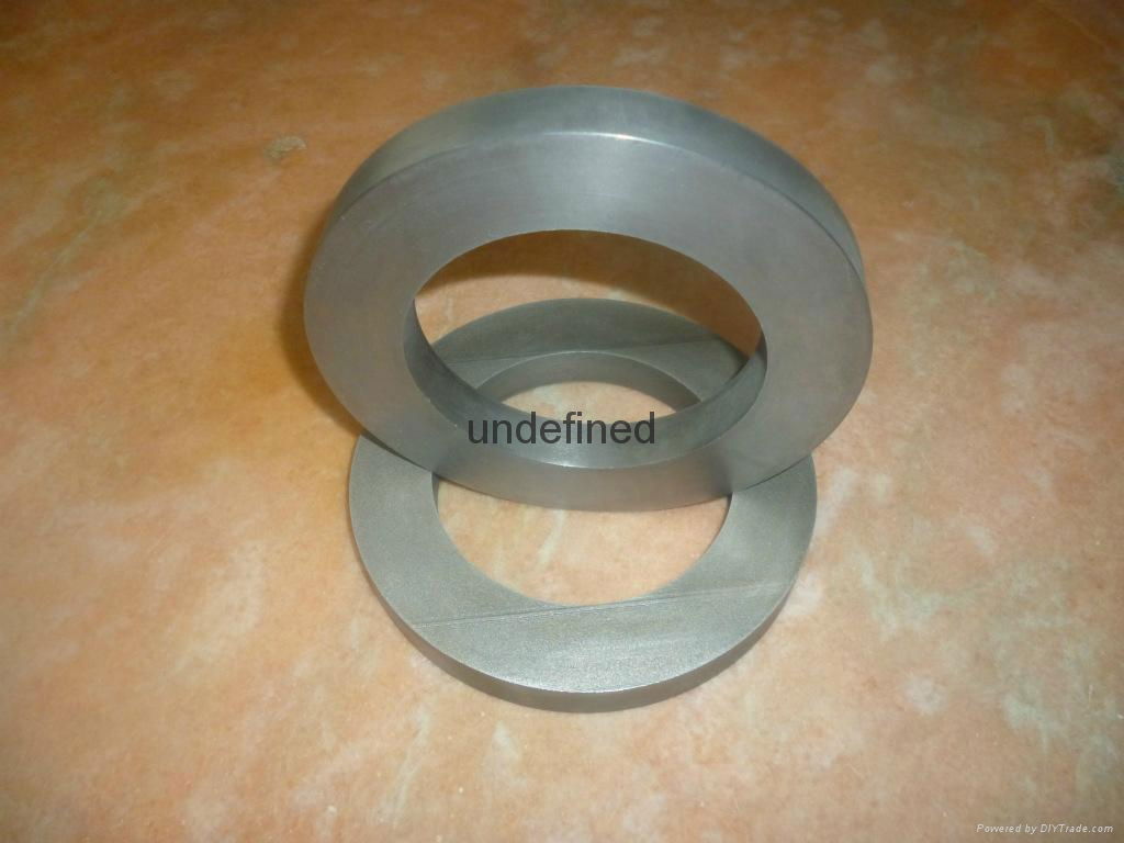 Pure molybdenum ring or molybdenum alloy ring