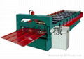 Automatic roof panel forming equipment