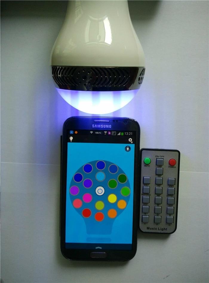 Smartphone cotrolled and infrared remote controlled RGBW Bluetooth led bulb ligh 4