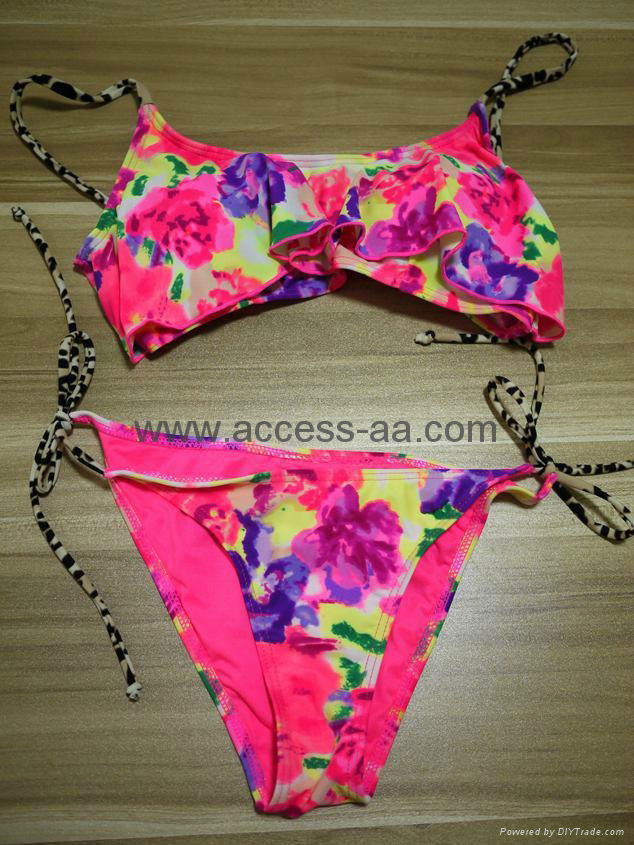 Hot Selling Ladies String Bikini Ruffle Top Sexy Design