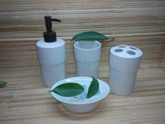 Ceramic set of 4 bathroom set