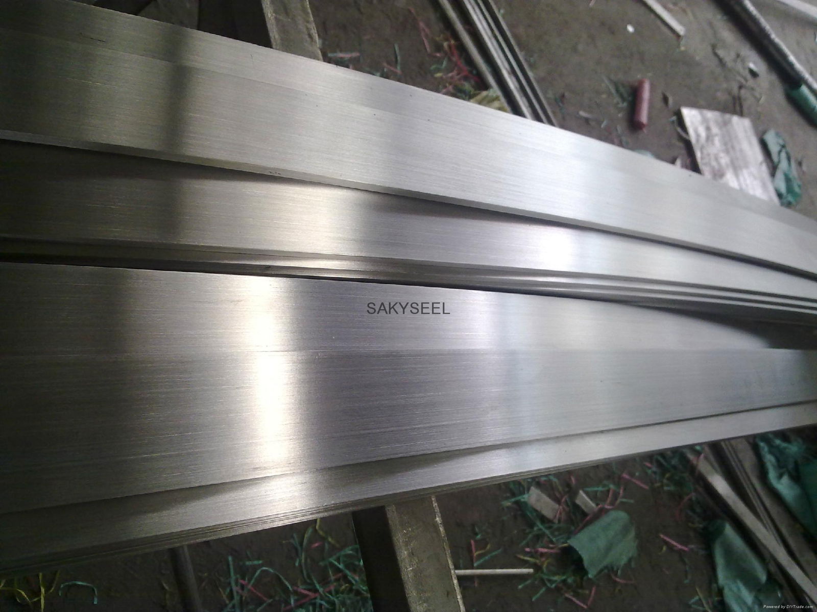 Cold drawn stainless steel square bar with bright finished surface 5