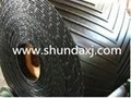 Patterned chevron conveyor belt manufacture 2