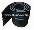 Waterproof rubber belt manufacture