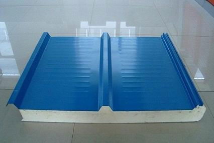 Polyurethane sandwich panel (Roof panel) 2