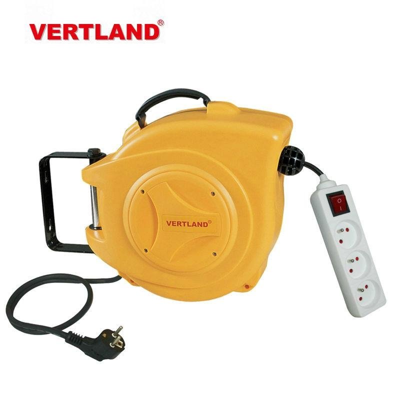 autoloaded cable reel with germany&french socket 2