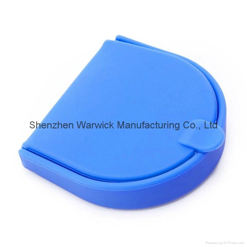 2015 hot selling candy color u shape silicone coin case 4