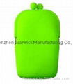 2015 hot selling candy color multifunctional silicone cell phone bag 2