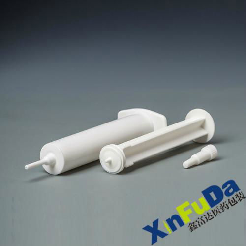 plastic oral paste syringes 2