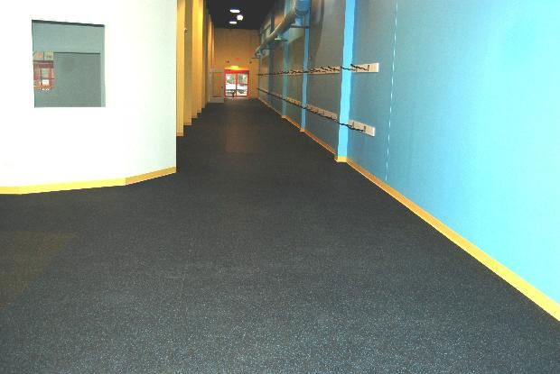 China factory offer color rubber flooring 2