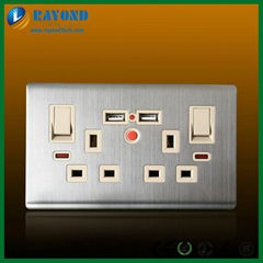 2 Gang UK Standard USB Charger Wall Socket with Brushed Chrome Wall Plate