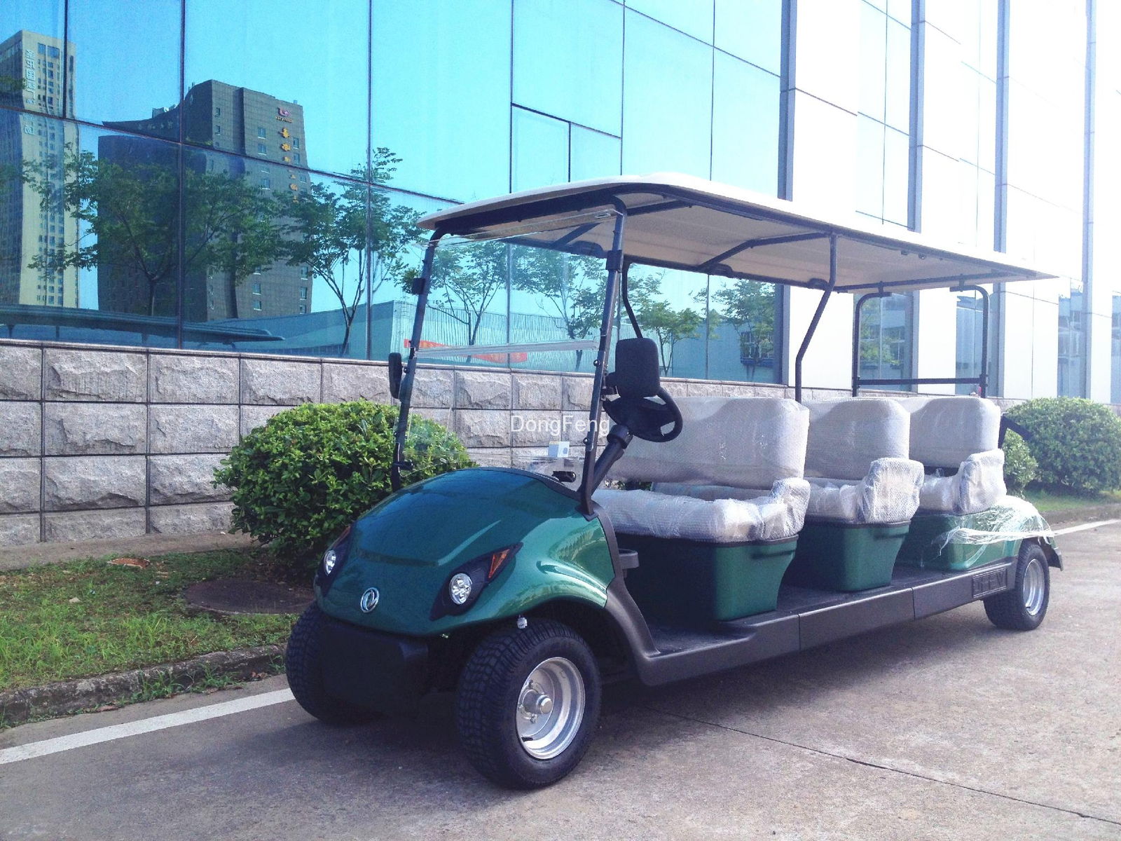 6 seater battery operated golf kart for golf driver 4