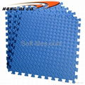 Anti-slip foam interlocking tiles 4