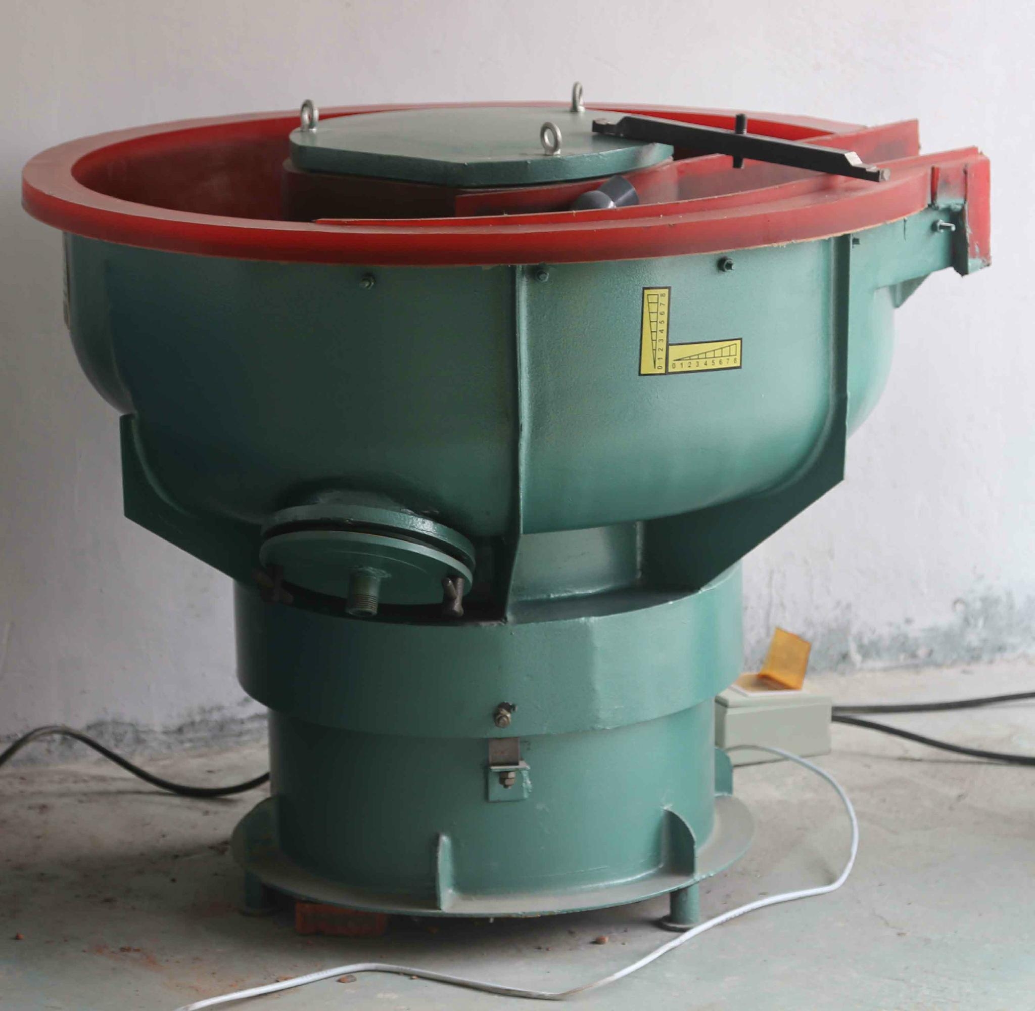 700l带自动出料去毛刺震动研磨机