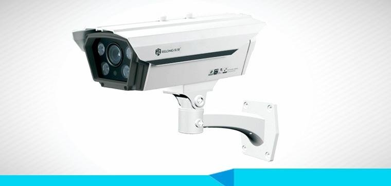 2.0MP 1080P waterproof day&night surveillance onvif IP bullet camera with POE 3