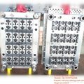 32 cavity Hot runnder with slider system plastic cap mould 2