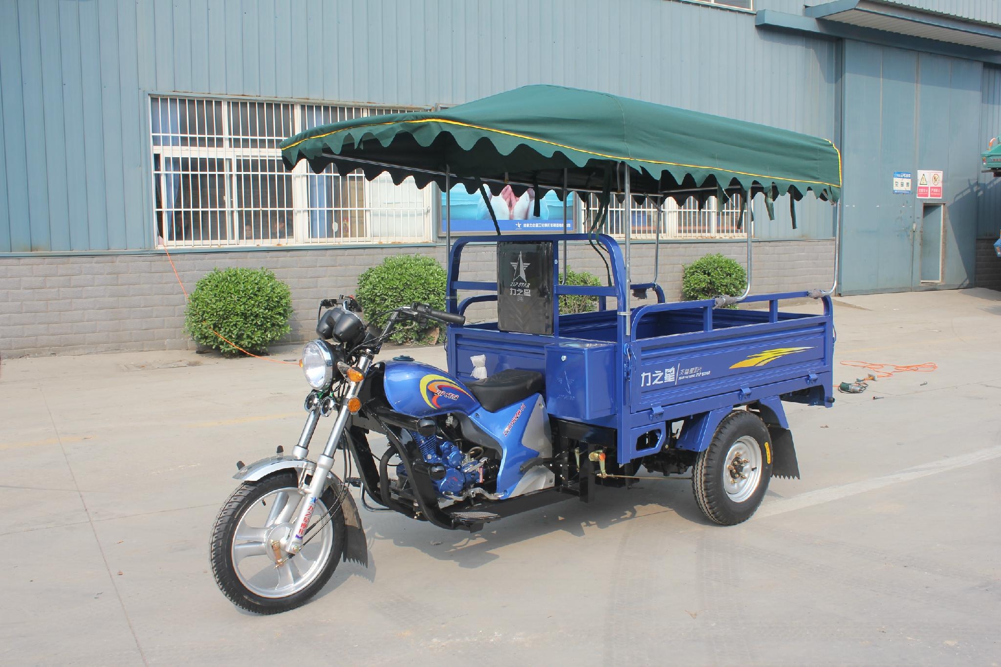 3 wheel motorcycle with roof