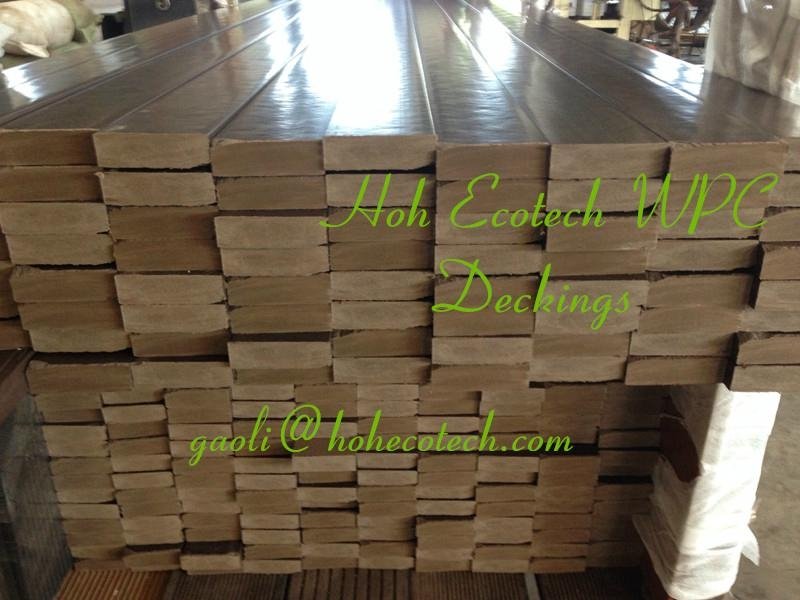 Outdoor wood groove board antisplit eco flooring China composite pe wpc decking  3
