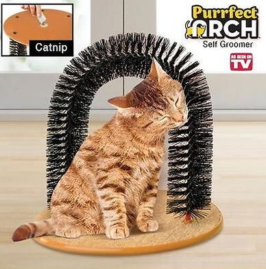 relaxes your cat with Cat Scratcher Brush