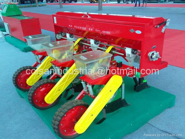 No-till corn precision seeding and fertilizing machine 3