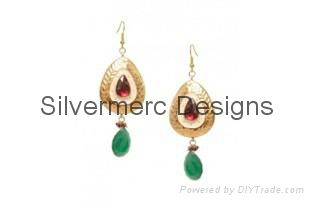 Silver earring jewelry 