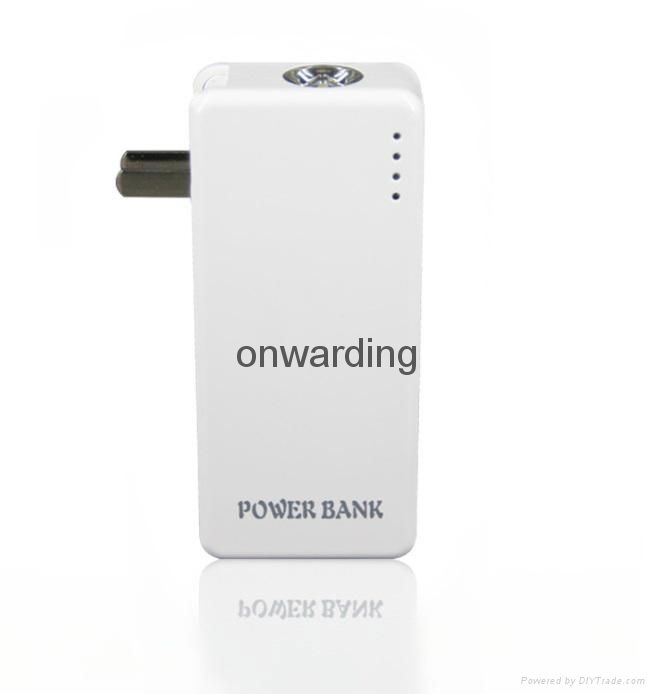 Conveniet wall charger power bank with LED flash light 