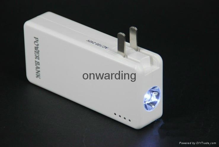 Conveniet wall charger power bank with LED flash light  4