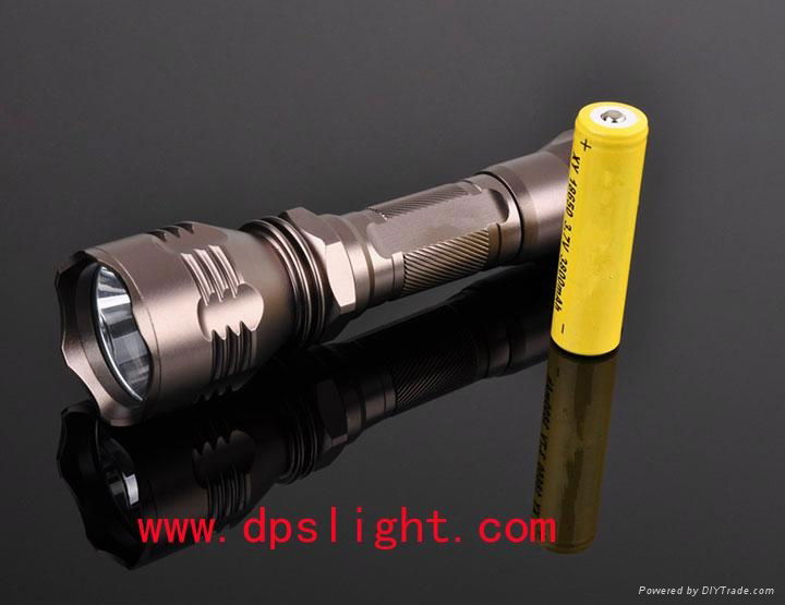 DipuSi waterproof rechargeable flashlight outdoor riding W2