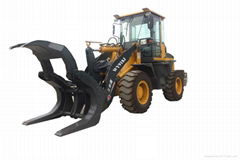 1.8T Chinese wheel loader with wood grapple 