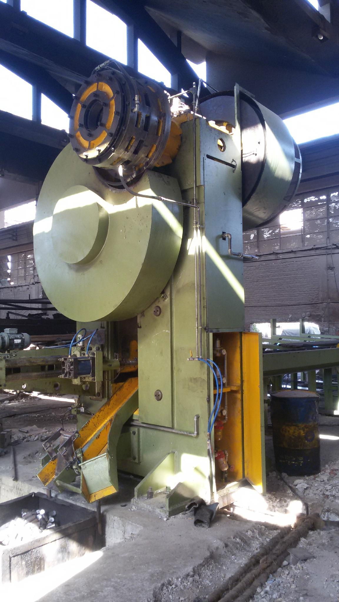 Q42-750 Billet shearing machine in Egytp. 3