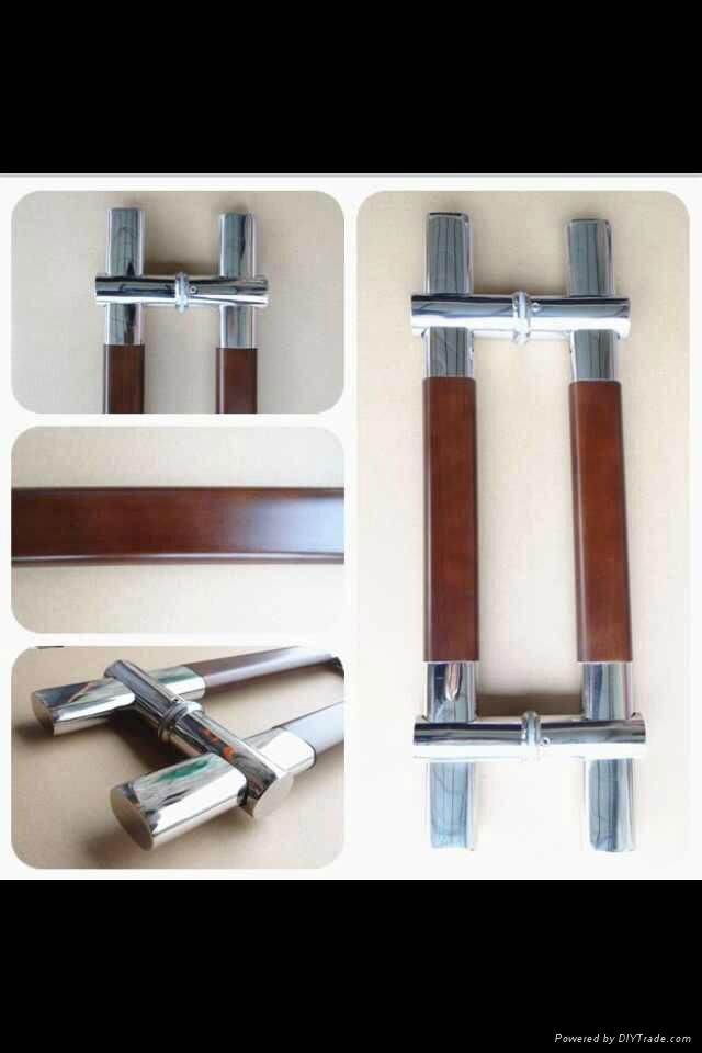 Glass door pull handle