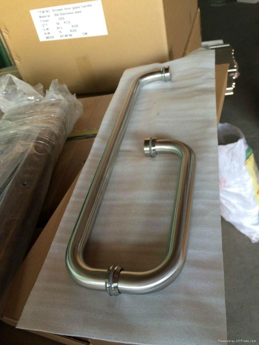 Glass door pull handle 2