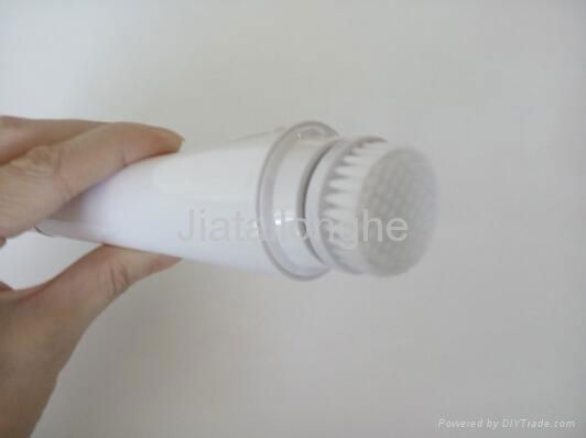 Waterproof Face cleansing rotating facial brush 2