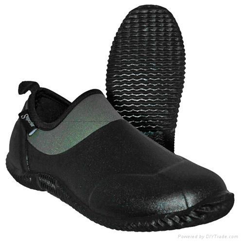 Green neoprene garden shoes water proof 1