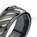 China Wholesale and Retail Fashion Jewelry Engraved Ceramic and Tungsten Ring 3