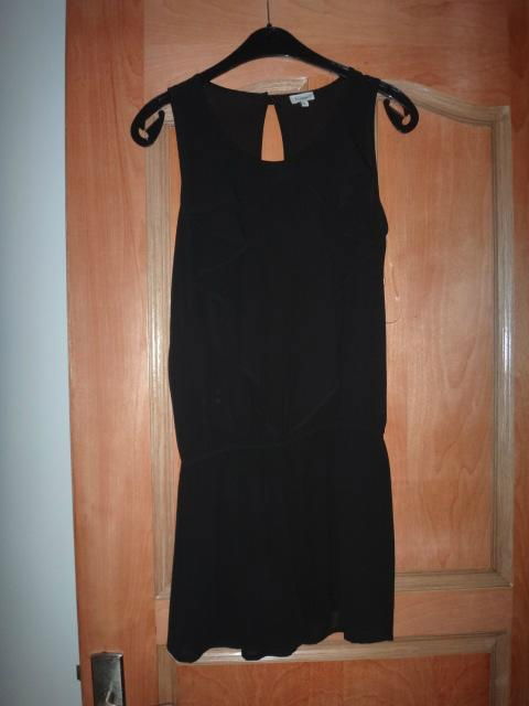 women's sleeveless dress