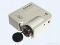 UNIC UC28 pico projector