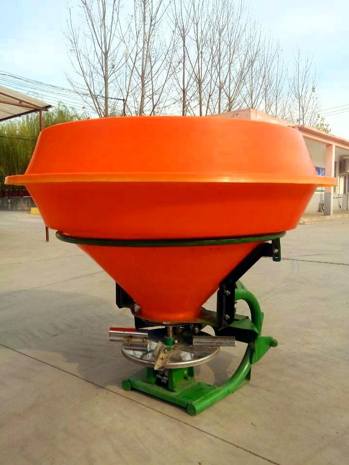 撒颗粒型撒播机
