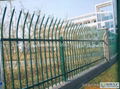 welded wire mesh fencing  1