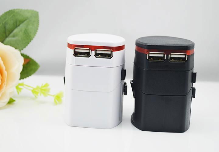 High quality promotional gift, travel plug with charger 5
