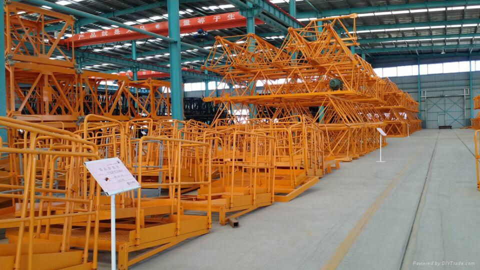 high qeffiency QTZ50 5t moving tower crane 3