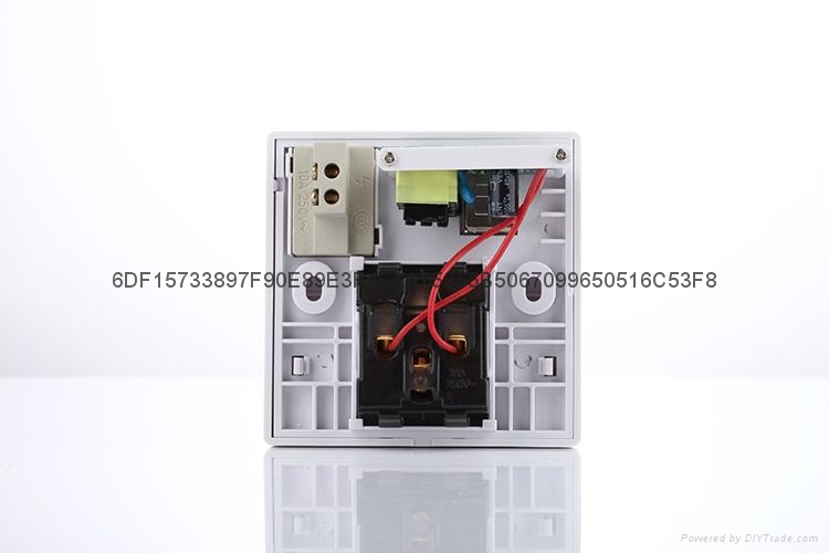 双USB墙壁开关万能插座86型 4