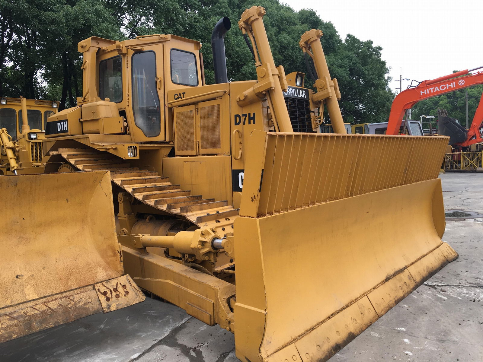 Used CAT D7H D6D D5G D8K Japanese Bulldozer Dozer 2