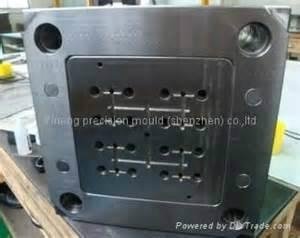 Precision injection mould 5