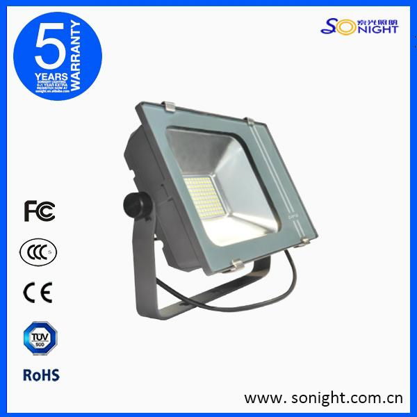 Best led price 5 years guarantee IP67 ce rohs 18W led flood light ultra slim des