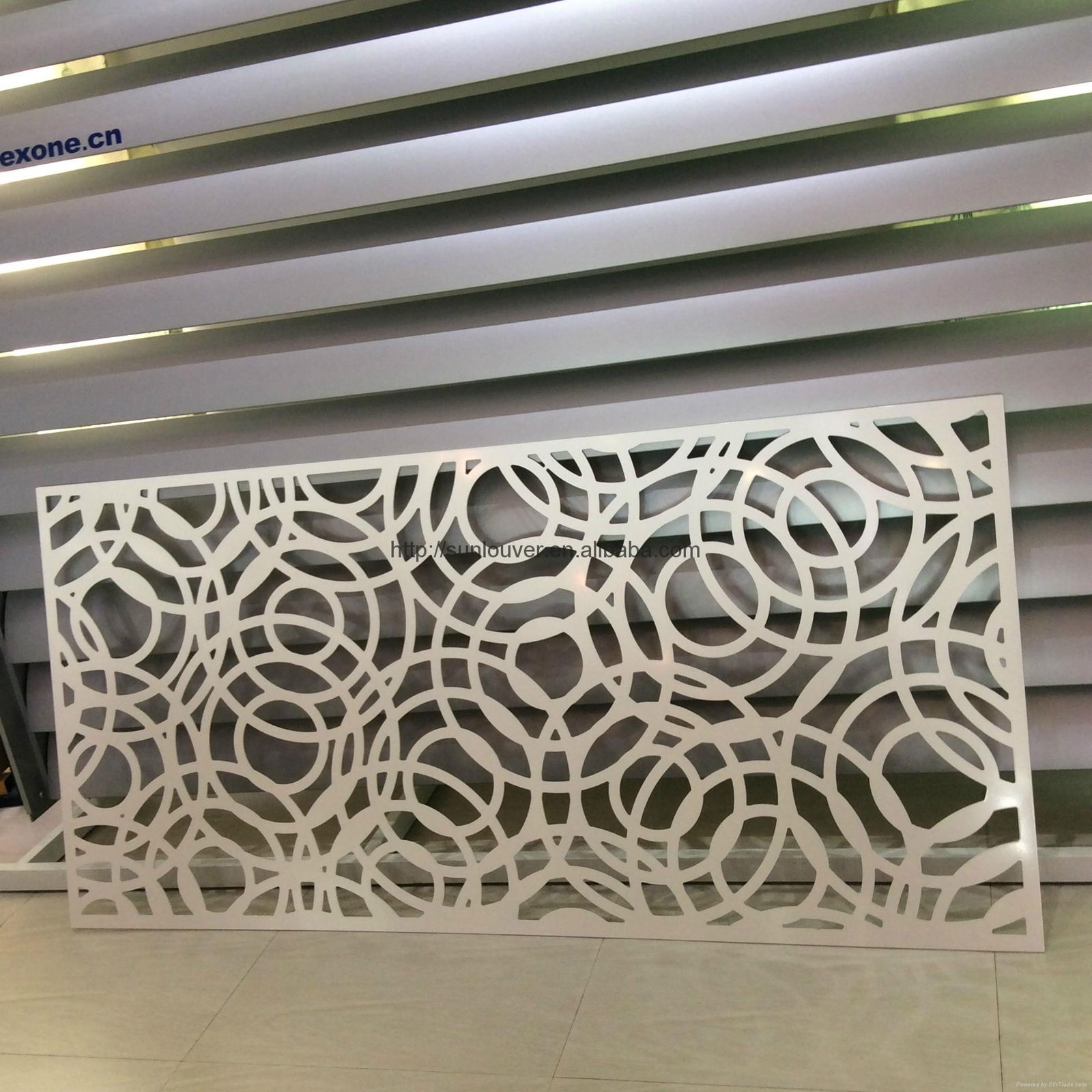 Hot sale decorative carve perforated facade panel outdoor metal screen /exterior 2