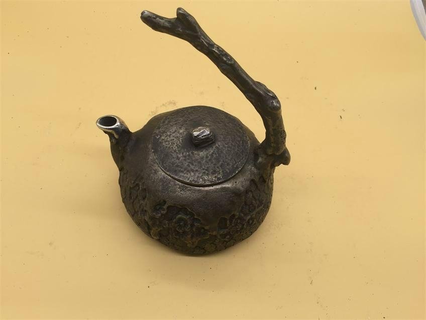 iron casting teapots