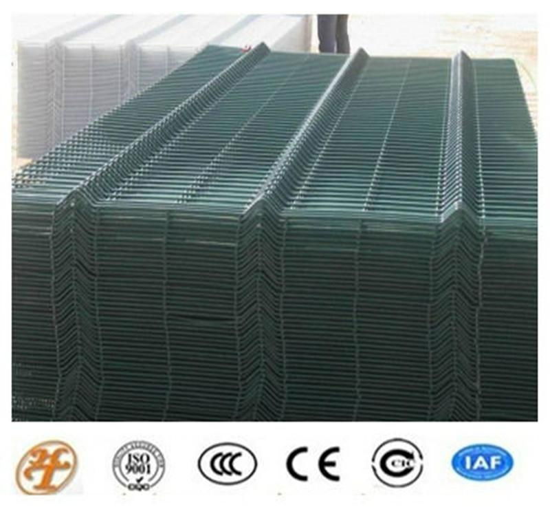  High Quality Mesh Fence for Control Barriers 4