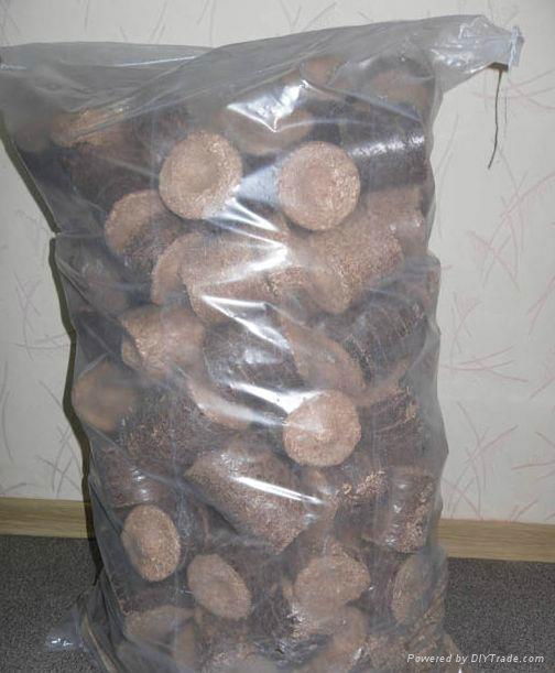 Nestro Wood briquettes