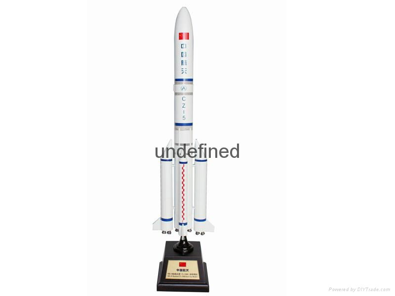 1:150 Long March-5 Carrier Rocket Model